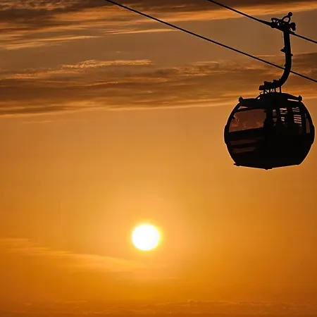 Апартаменты Golden Sunset Батуми Экстерьер фото